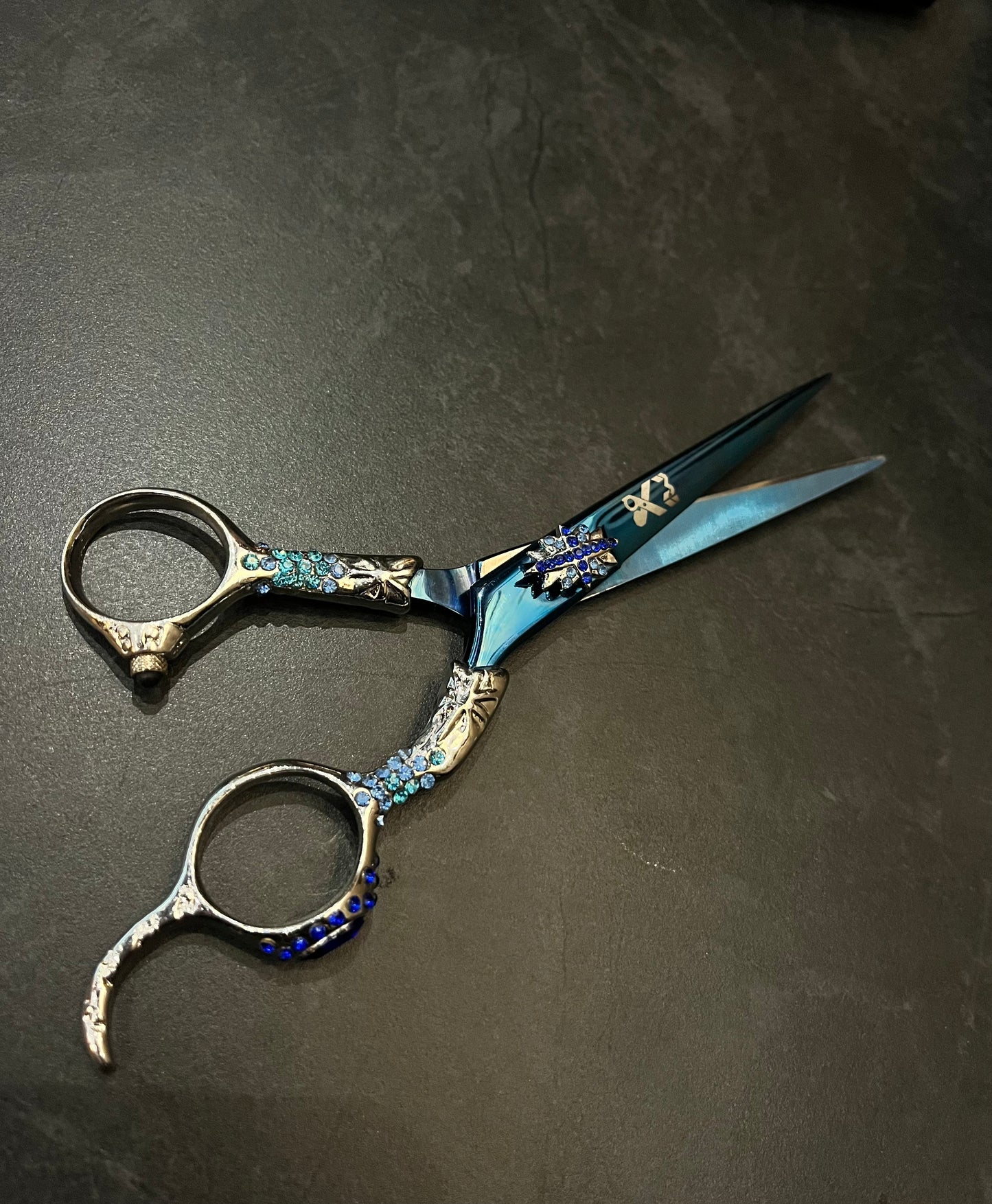 Elegant Blue Crystal Hair Cutting Scissors